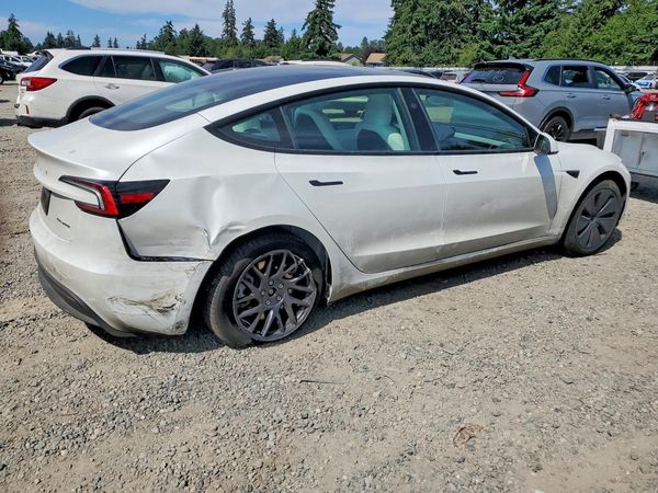 2026 TESLA MODEL 3