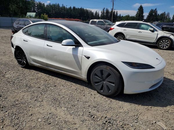 2026 TESLA MODEL 3