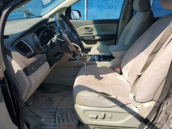 2016 KIA SEDONA LX - Middle-low