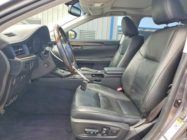 2014 LEXUS ES