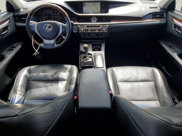 2014 LEXUS ES