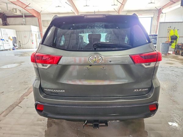 2019 TOYOTA HIGHLANDER SE/XLE