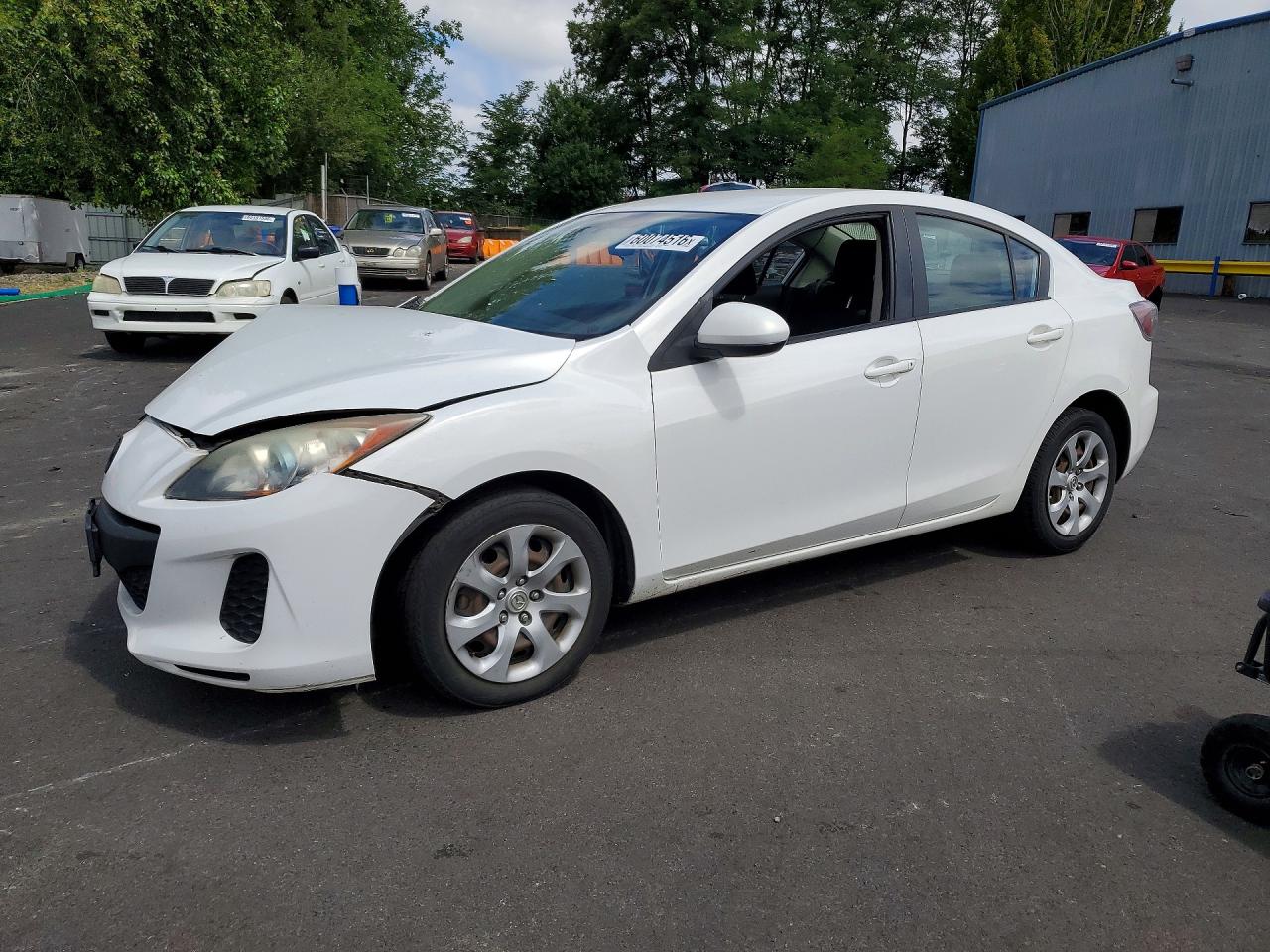 2013 MAZDA 3 Sport/GX