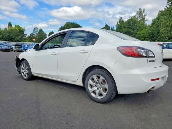2013 MAZDA 3 Sport/GX