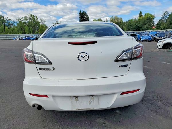 2013 MAZDA 3 Sport/GX