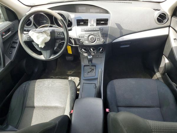 2013 MAZDA 3 Sport/GX