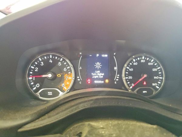 2015 JEEP RENEGADE LATITUDE 4X4