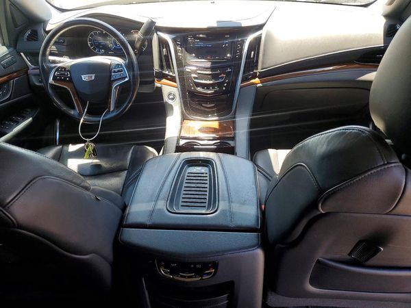2020 CADILLAC ESCALADE ESV Luxury