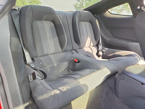 2019 FORD MUSTANG I4 Coupe