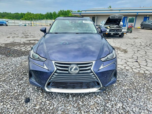 2017 LEXUS IS 300