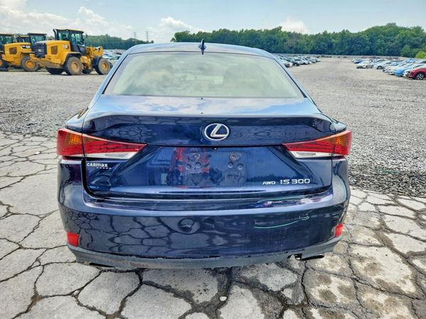 2017 LEXUS IS 300