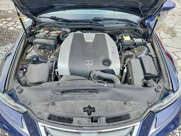 2017 LEXUS IS 300