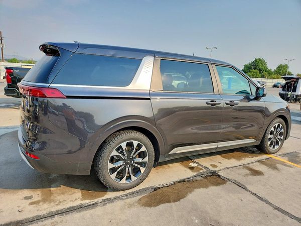 2024 KIA CARNIVAL EX