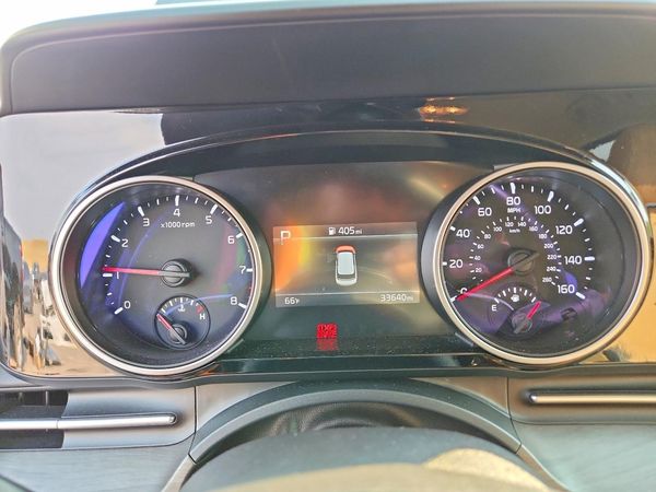 2024 KIA CARNIVAL EX
