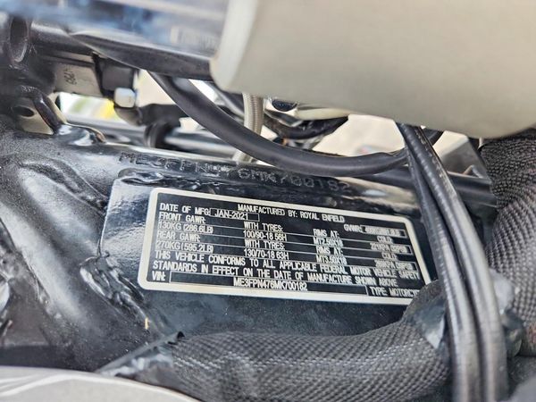 2021 ROYAL ENFIELD MOTORS INT 650 — VINS