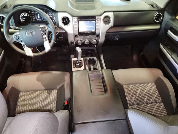 2018 TOYOTA TUNDRA SR5