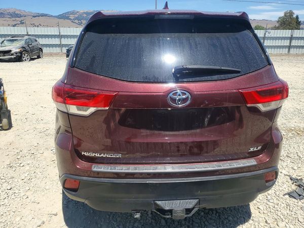 2018 TOYOTA HIGHLANDER SE/XLE