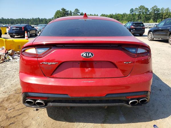 2019 KIA STINGER GT1