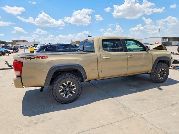 2017 TOYOTA TACOMA