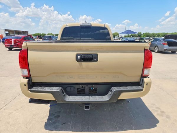 2017 TOYOTA TACOMA