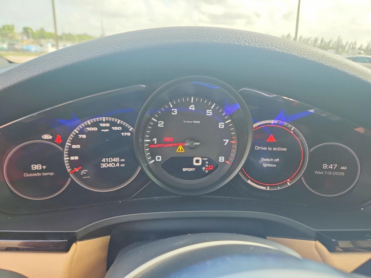 2019 PORSCHE CAYENNE