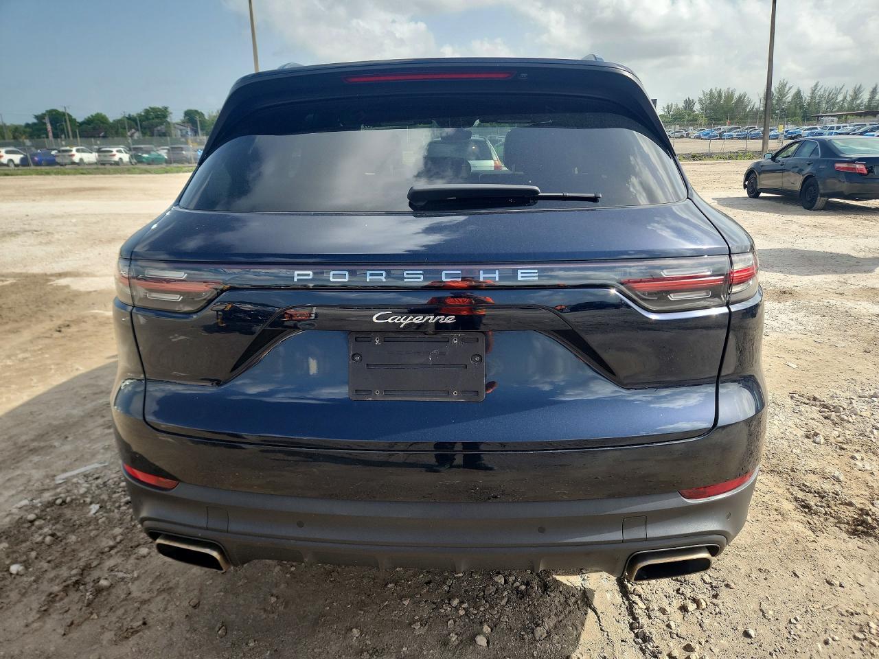 2019 PORSCHE CAYENNE