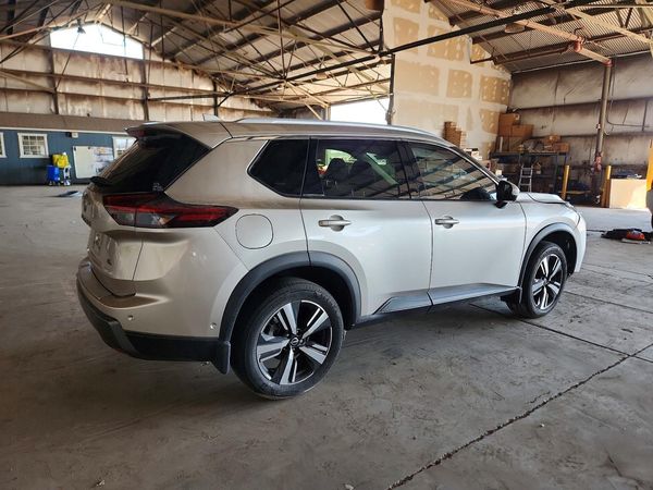 2025 NISSAN ROGUE SL