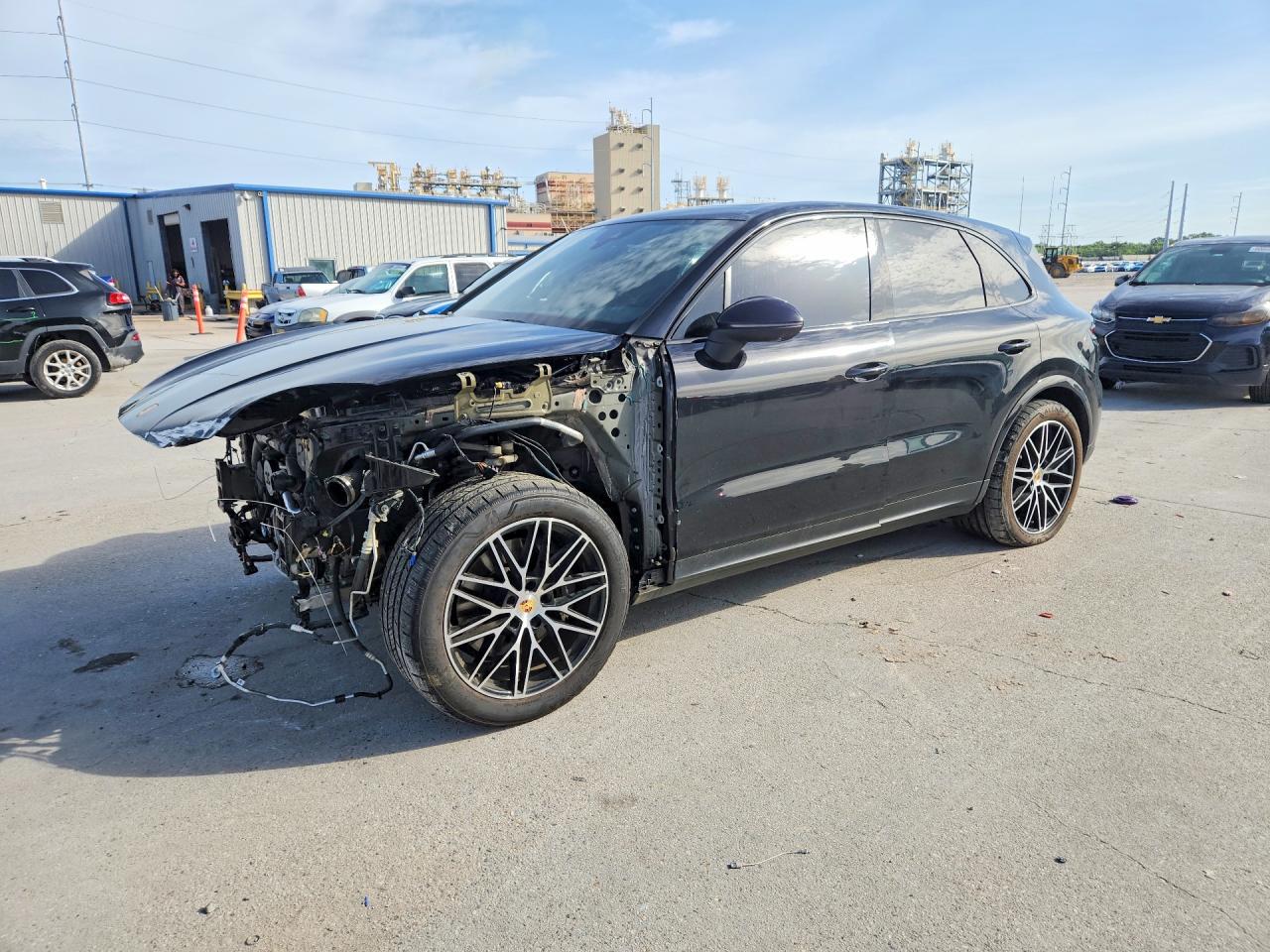 2024 PORSCHE CAYENNE