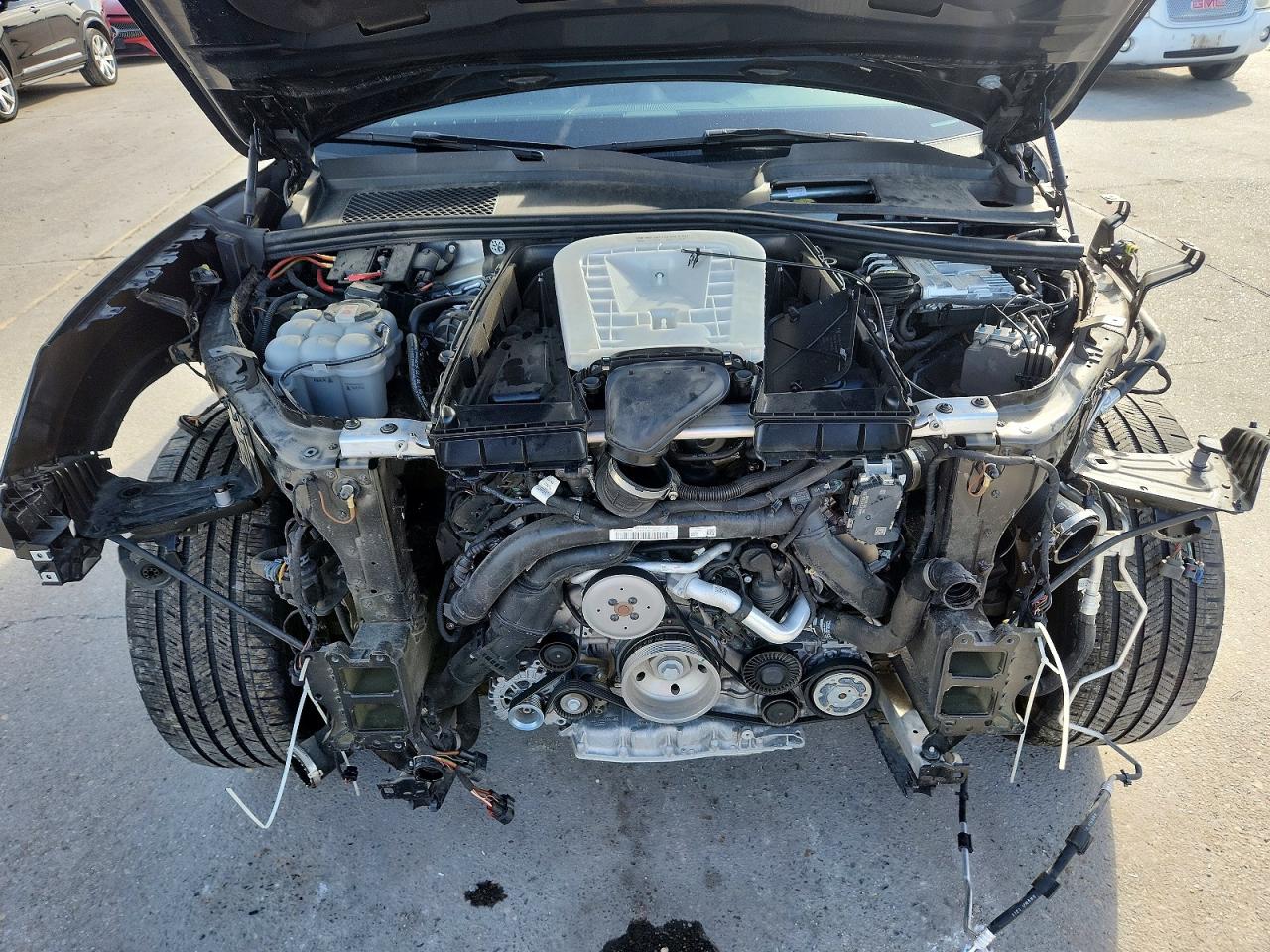 2024 PORSCHE CAYENNE