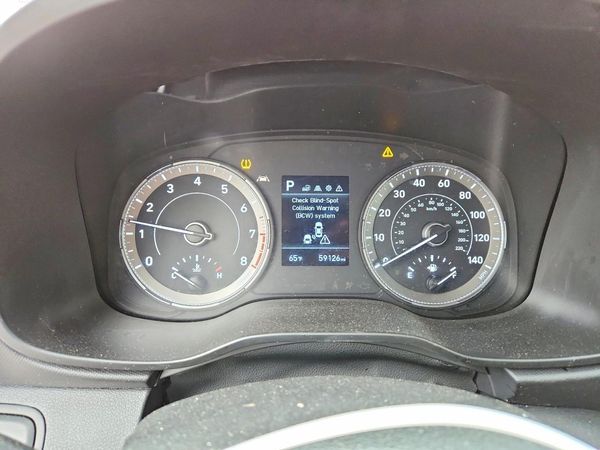 2022 HYUNDAI VENUE SEL & Limited
