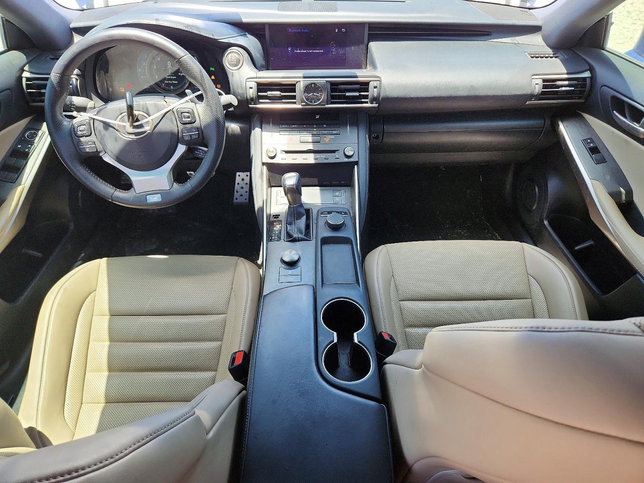 2019 LEXUS IS 300