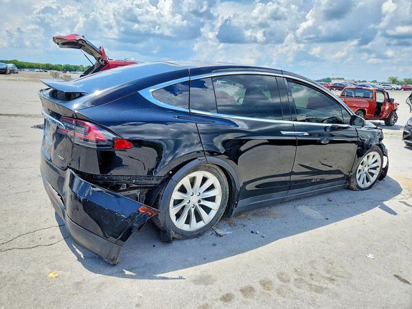 2017 TESLA MODEL X