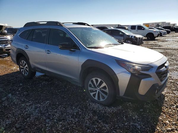 2025 SUBARU OUTBACK