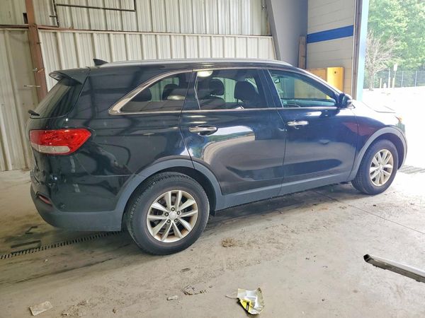 2017 KIA SORENTO L, LX