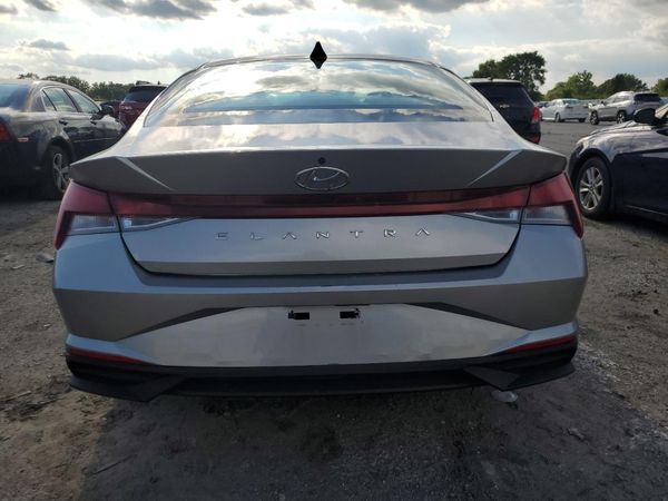2021 HYUNDAI ELANTRA SE