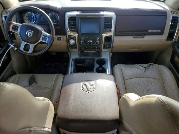2014 RAM 1500 LARAMIE CREW CAB 4X4