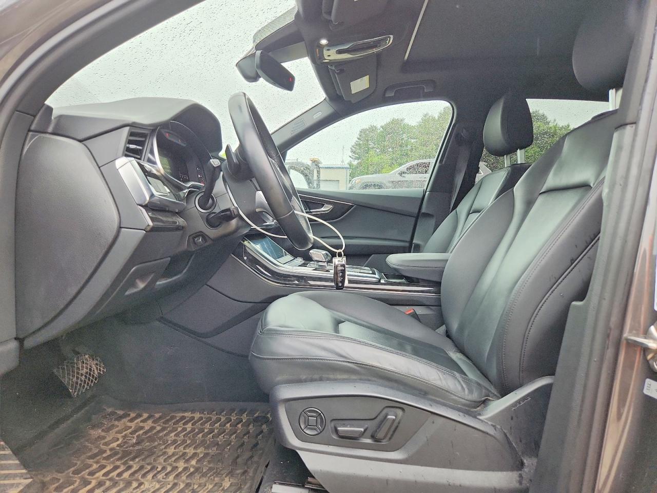 2021 AUDI Q7 quattro Premium Plus