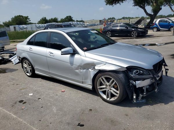 2012 MERCEDES-BENZ C C250