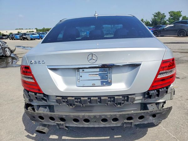 2012 MERCEDES-BENZ C C250