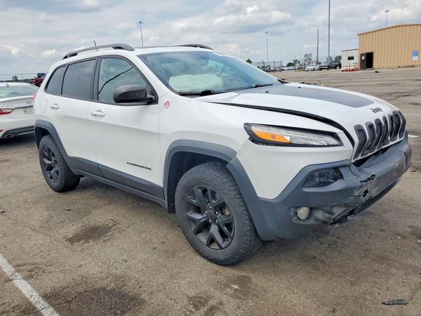 2016 JEEP CHEROKEE Trailhawk