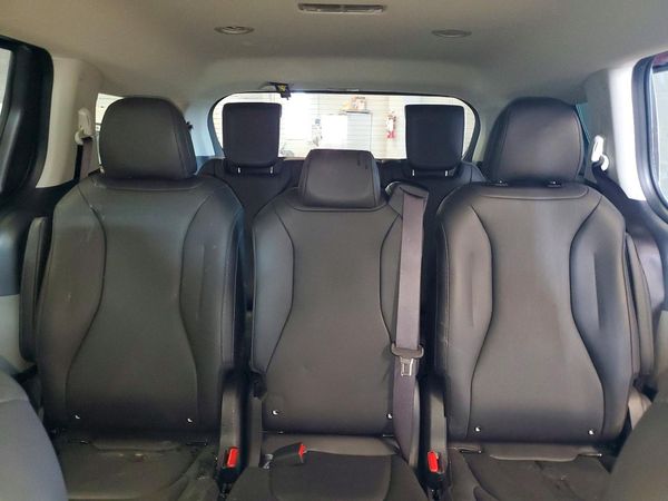2026 KIA CARNIVAL LX, LXS