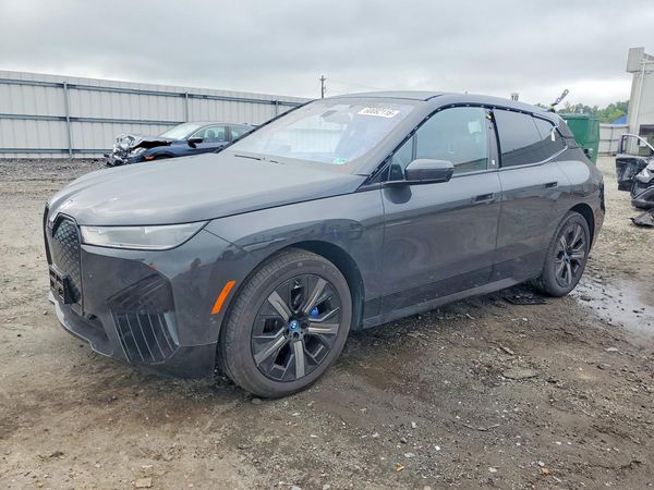 2024 BMW IX xDrive50