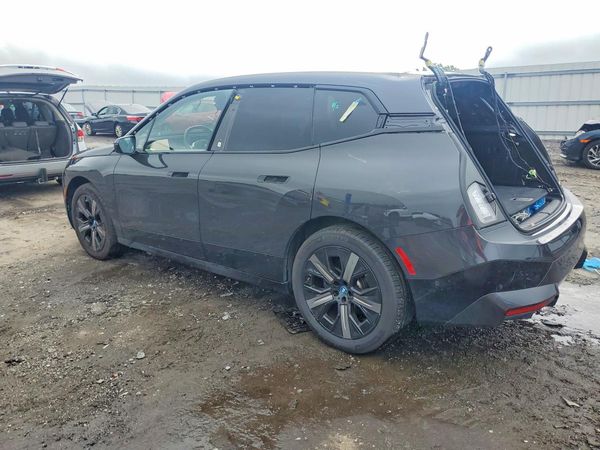2024 BMW IX xDrive50