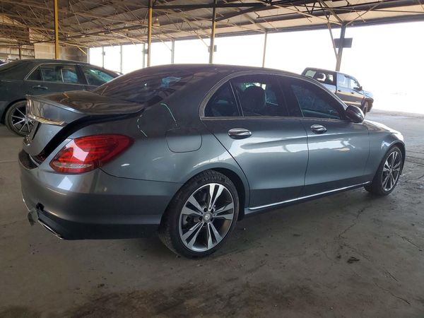 2017 MERCEDES-BENZ C C300