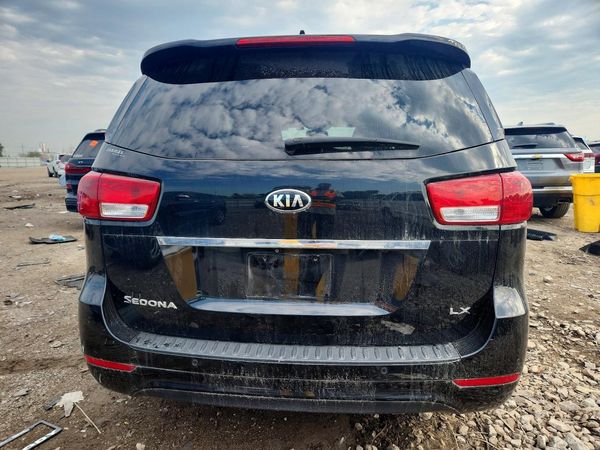 2016 KIA SEDONA