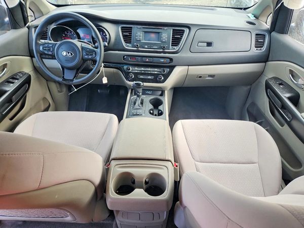 2016 KIA SEDONA