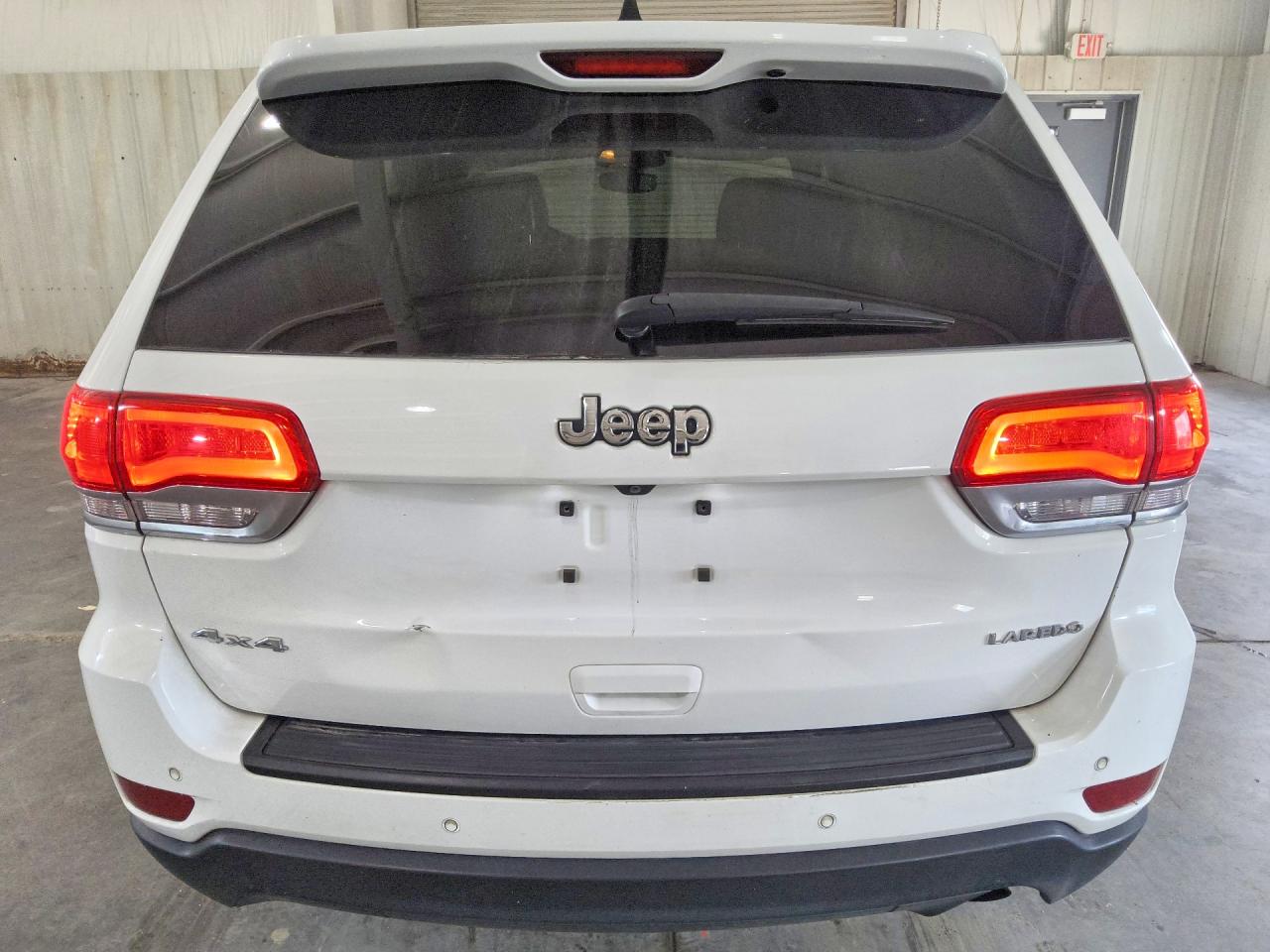 2017 JEEP GRAND CHEROKEE LAREDO 4X4