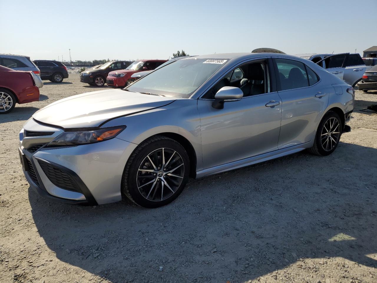 2024 TOYOTA CAMRY