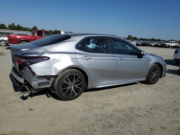 2024 TOYOTA CAMRY