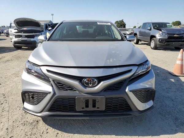2024 TOYOTA CAMRY